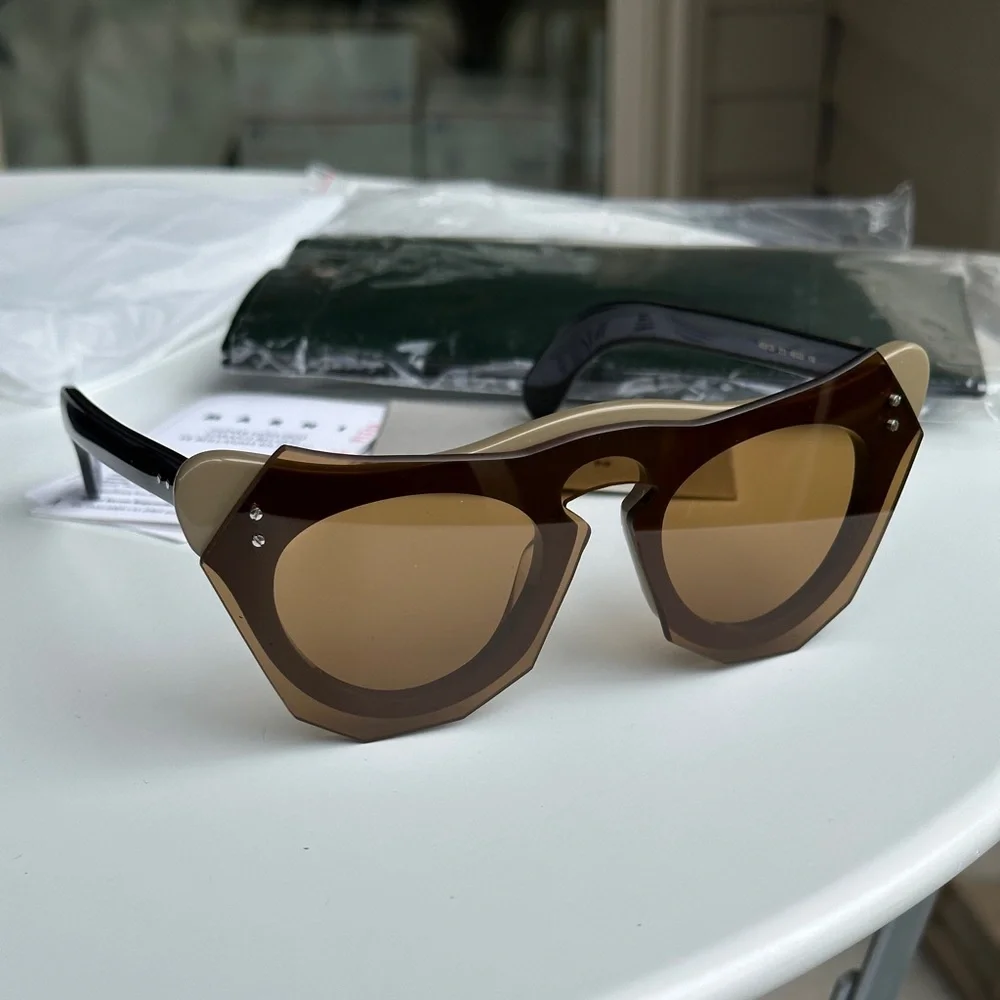NWT MARNI SUNGLASSES - Picture 1 of 7